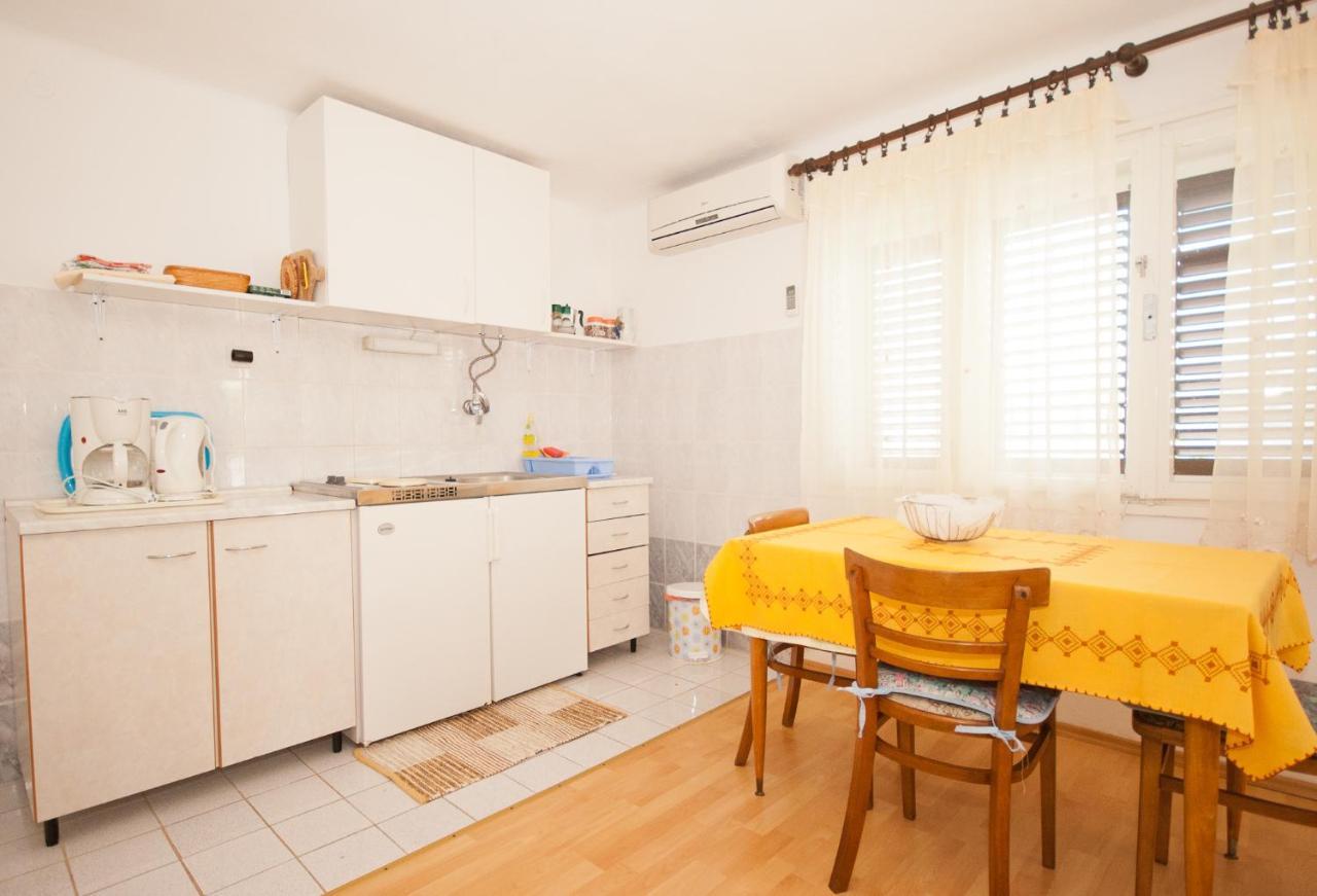 Apartments Katarina Baška Exterior foto